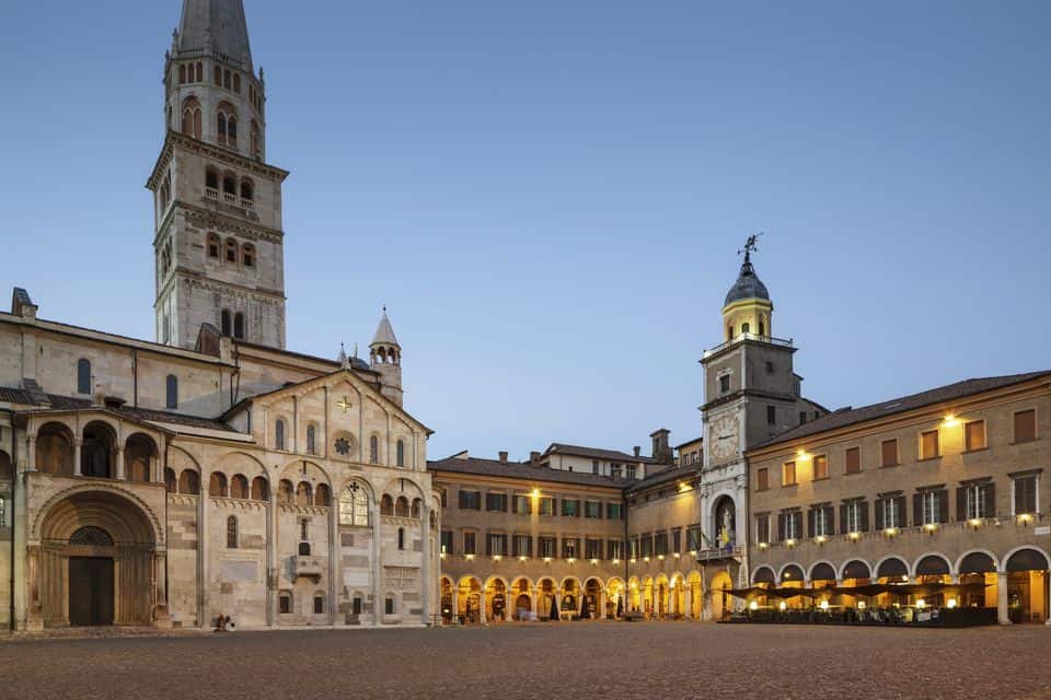 Transport pasageri Chișinău Modena